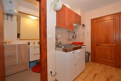 Einfaches und sonniges Studio-Apartment