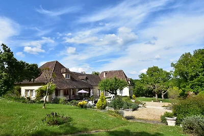 Luxuriöses Landhaus mit Swimmingpool in...