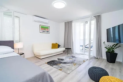 Apartment Petra & Iva - One Bedroom Apartment...