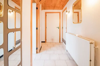 Ferienhaus im Garten von Vaux sur S�re