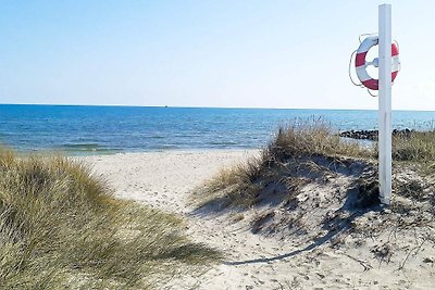 6 persone casa in un parco vacanze a Sæby