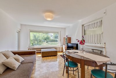 Schöne Ferienwohnung in Fuldabrück mit Garten