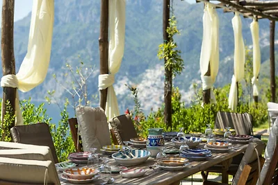 Casa a Praiano con piscina e vista Capri