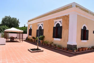 Luxuriöses Herrenhaus in Sizilien (Italien)