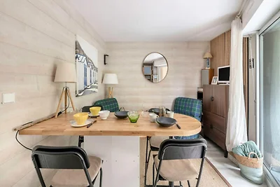 Apartment in der Nähe des Strandes von Montbe...