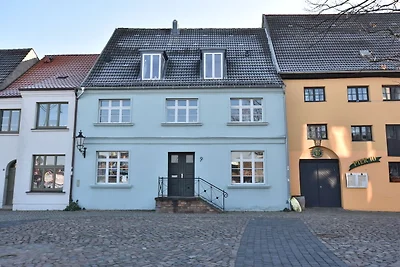 Wohnung in Wismar mit Garten