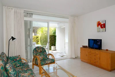 Spacious apartment in Pals