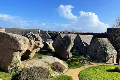 Haus an der Côte de Granit Rose in Strandnähe