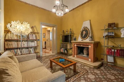 Amari Apartment - IBR