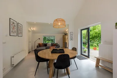 Ferienhaus in Dishoek mit Garten