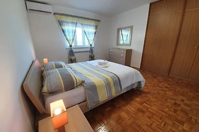 Apartment Villa IN - Four-Bedroom Apartment w...