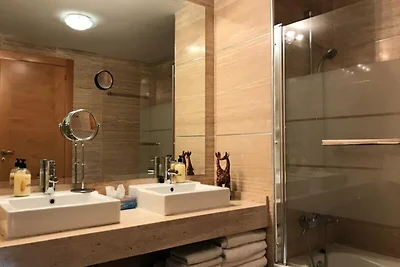 Wohnung bei Benahavis mit Meerblick