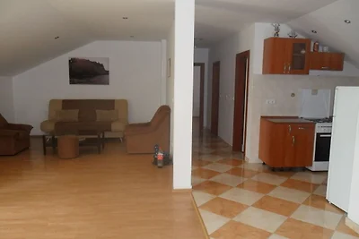 Wohnung in Dubrovnik mit Garten