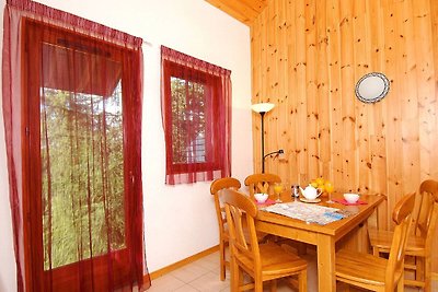 Wooden apartment in family friendly and sunny...