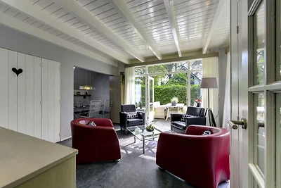 Attraktives Ferienhaus mit großem Garten