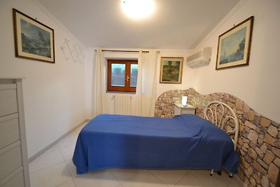 Cozy Holiday Home in Massa Lubrense Italy wit...