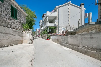 Powabny apartament w Stomorskiej blisko morza