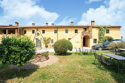 Charmantes Ferienhaus in Collesalvetti mit...