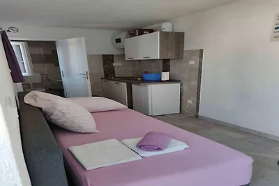 Apt vlakbij het prachtige strand van Zatoglav