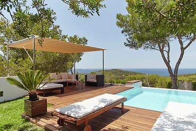 Aufwändige Villa in Cala Salada mit privatem...