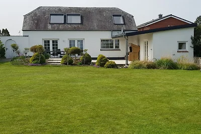 Ferienhaus in Neukirchen mit Barbecue