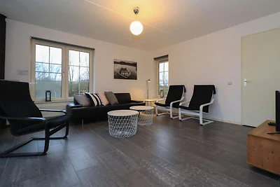 Deluxe-Strandvilla für 6 Gäste mit Sauna
