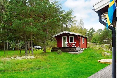 7 person holiday home in DJURHAMN