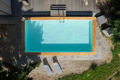 Ferienhaus in Calci mit Schwimmbecken