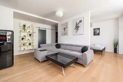Casa nel centro di Varsavia con garage