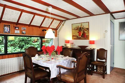 Ampia casa vacanze ad Eersel con caminetto