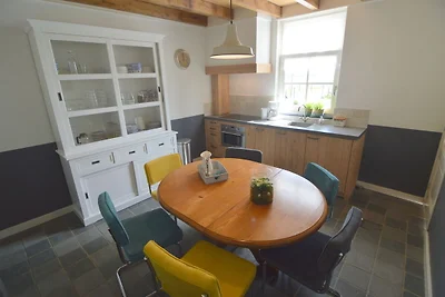 Ferienhaus in Drimmelen mit Garten