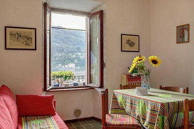 Uniek vakantiehuis in Stresa met een balkon