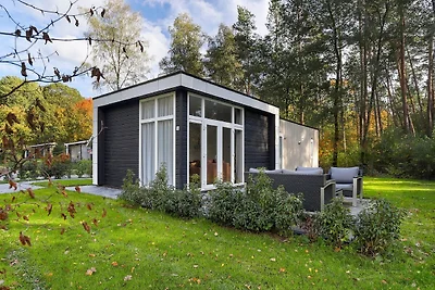Modernes Haus in ruhiger Lage am Waldrand