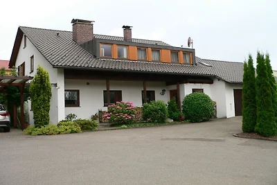 Marlys Schmidt - Haus Dhayana