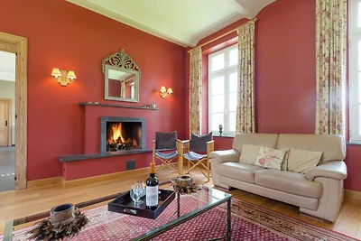 Luxuriöses Ferienhaus in Libin mit Terrasse
