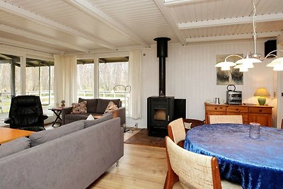 Gut ausgestattetes Ferienhaus in Læsø mit...