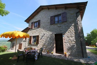 Landhaus mit Pool auf 700 Meter