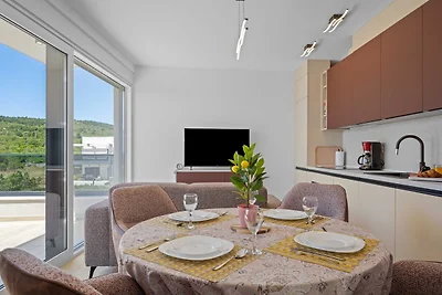 Three Bedroom Villa with Outdoor Swimming...