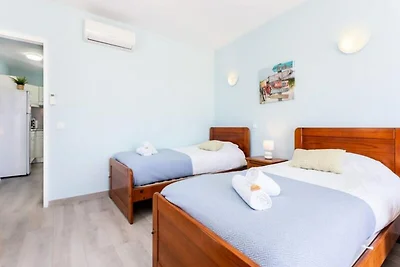 Apartment in Luz mit Balkon und Meerblick