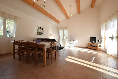Villa di lusso con piscina privata a Thueyts