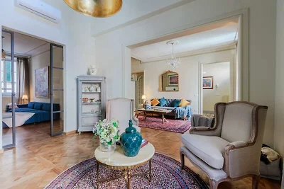 Villa a Lucca vicino alla Cattedrale San...