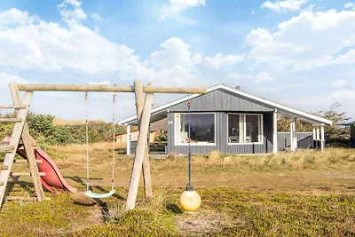 Ontsnapping aan zee met schommel