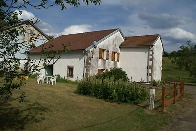 Spaziosa casa vacanze vicino alla foresta