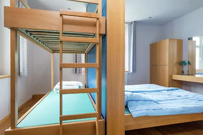Villa moderna a Bévercé con sauna