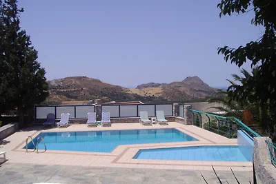 Villa in Lefkogia mit privatem Pool