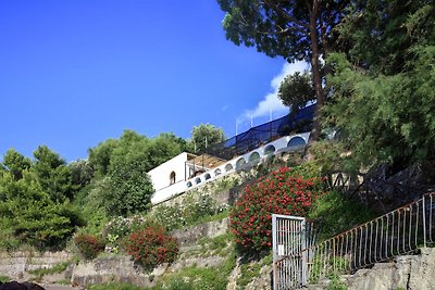 Gemütliches Ferienhaus mit Terrasse in Massa...