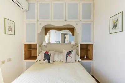 Herrliche Wohnung in Arenzano mit Balkon