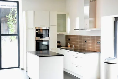 Moderna Casa Vacanze a Somme-Leuze con Sauna