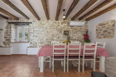 Villa in Poreč mit Schwimmbecken