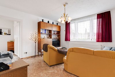 Cozy Apartment in Altenfeld with Garden